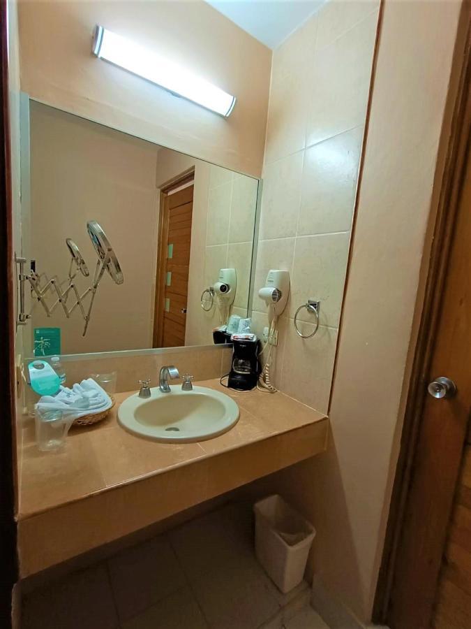 Hotel Santo Domingo Express فيلاهيرموسا المظهر الخارجي الصورة