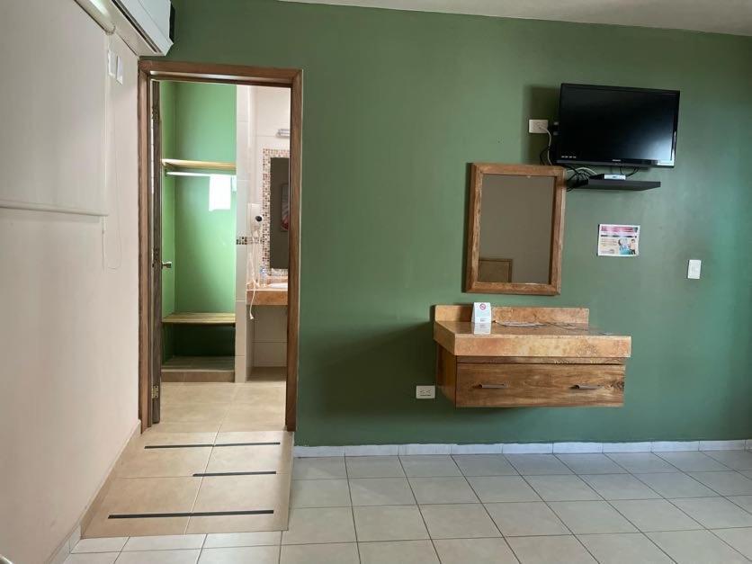 Hotel Santo Domingo Express فيلاهيرموسا المظهر الخارجي الصورة