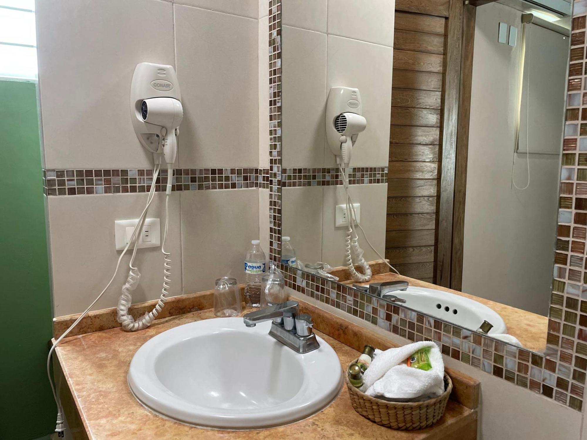 Hotel Santo Domingo Express فيلاهيرموسا المظهر الخارجي الصورة